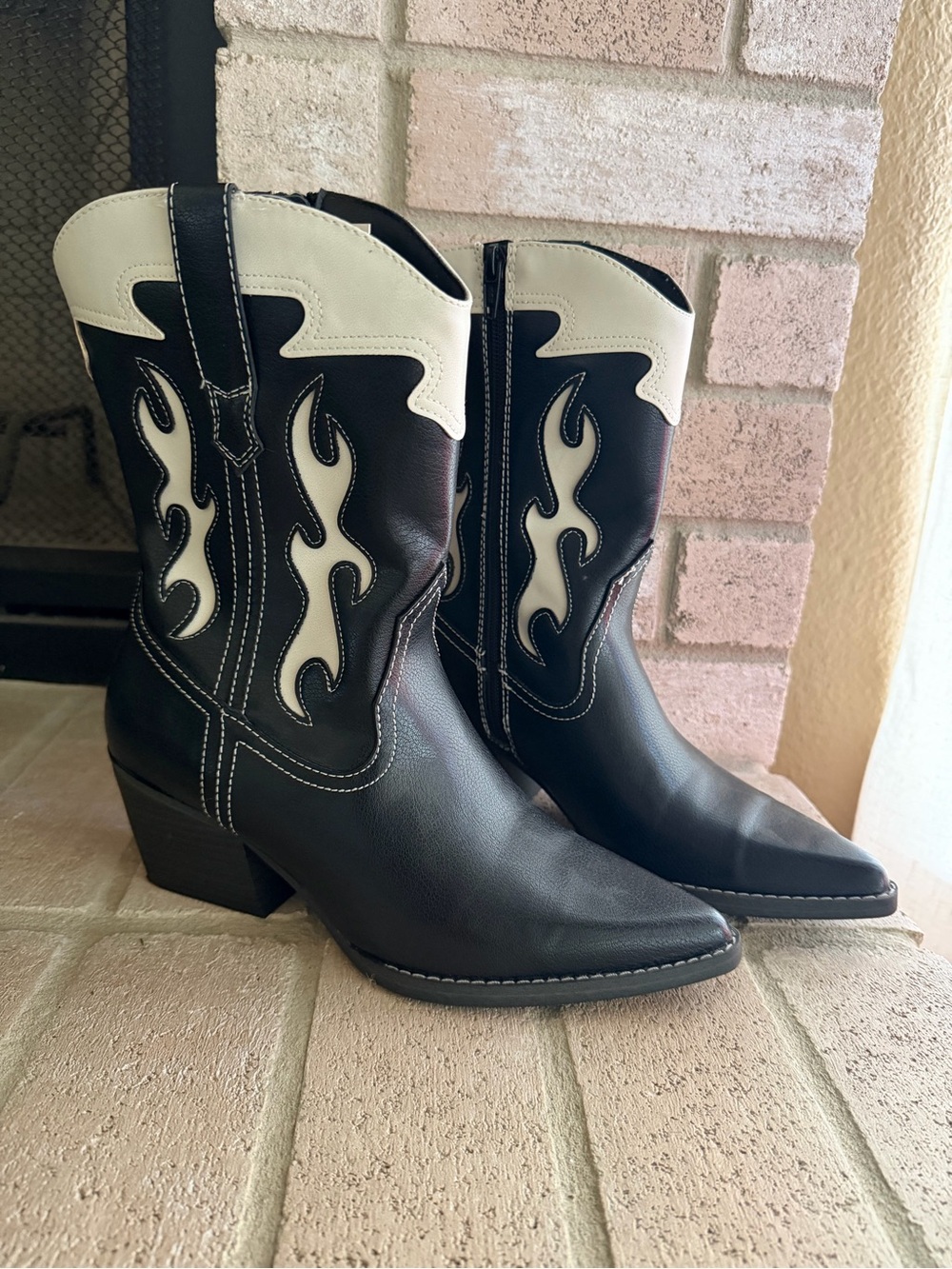 Universal Thread Black and Cream Western-Inspired Ankle Booties